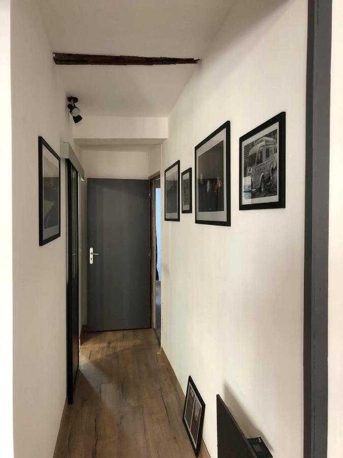 Appartements Chez Delphine Et Guillaume Au Coeur De Semur En Auxois Exterior foto